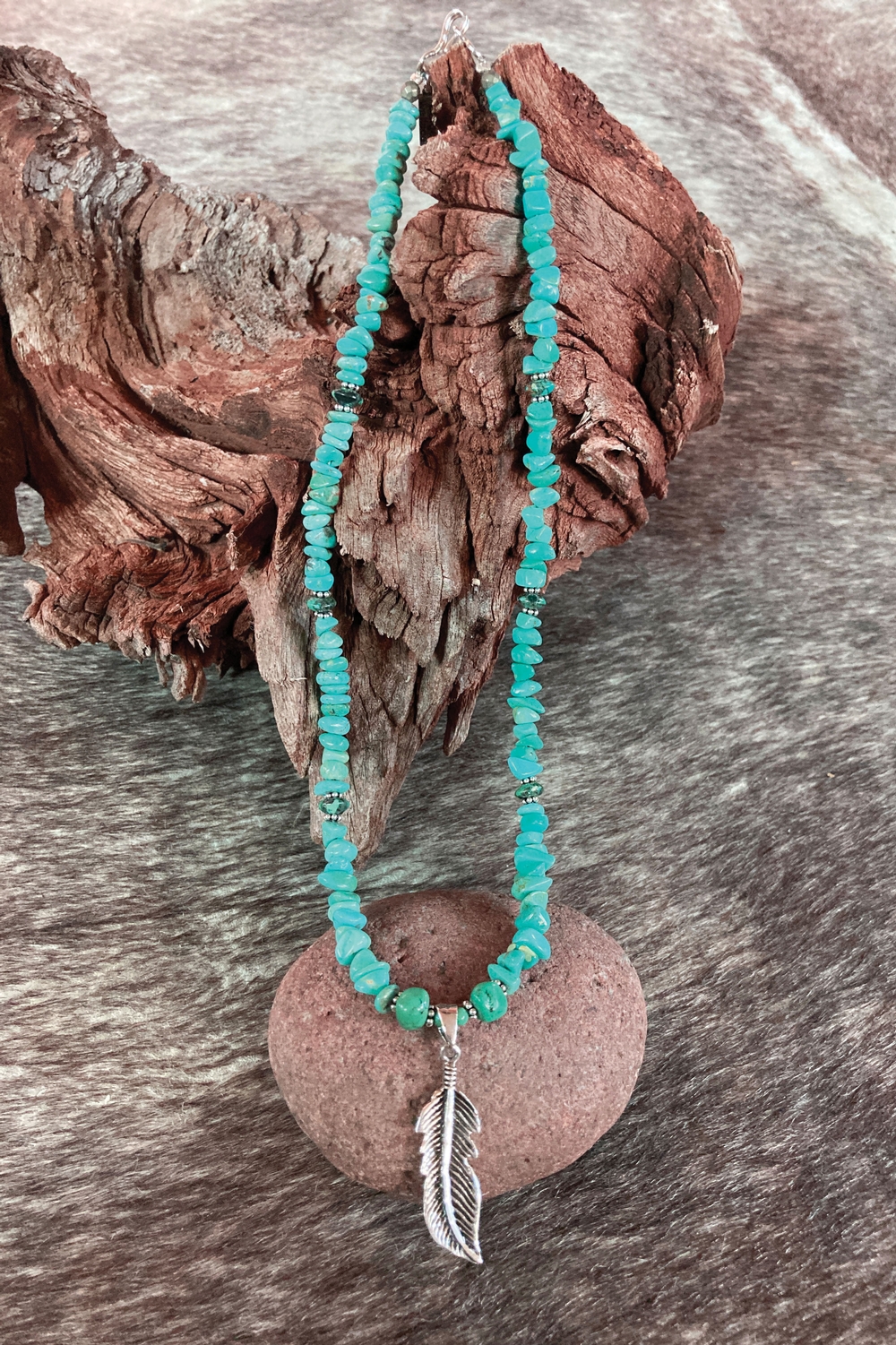 thumbnail image 2 of Vintage Western Turquoise Feather Leathercraft Pendant – Antique Silver Charm, 10-Piece Set 2 of 5