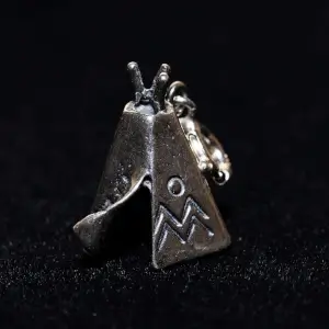 Cracked Bell Charm