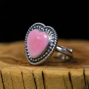 Pink Conch Heart Ring