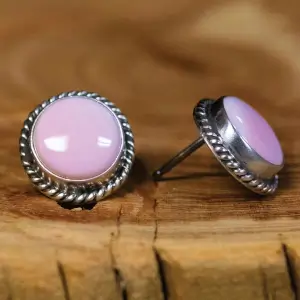 Pink Conch Round Earrings